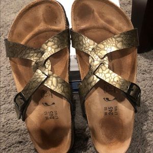 Authentic Birkenstocks(Birkis). Gently worn.